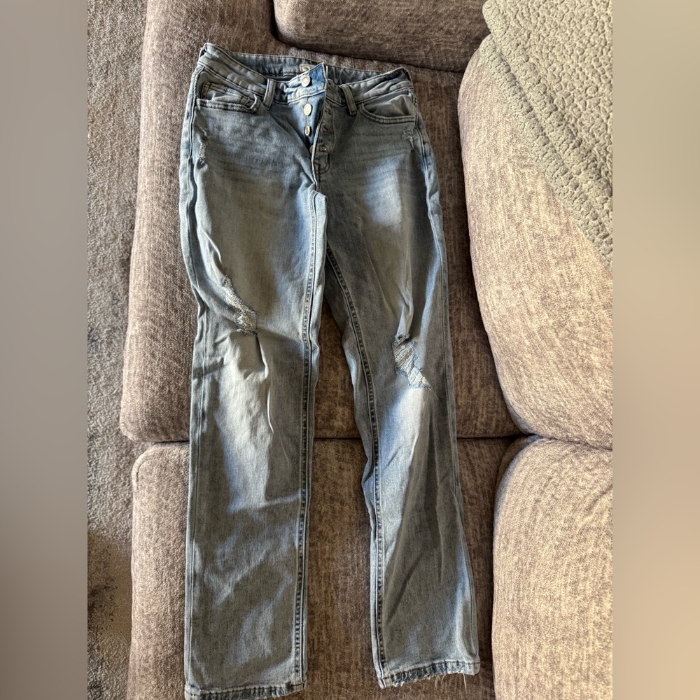 Light blue M jeans from Maurice’s
